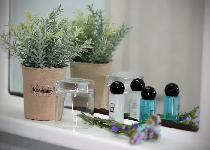 Aparthotel Pier Limassol