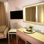 Pier Aparthotel Limassol